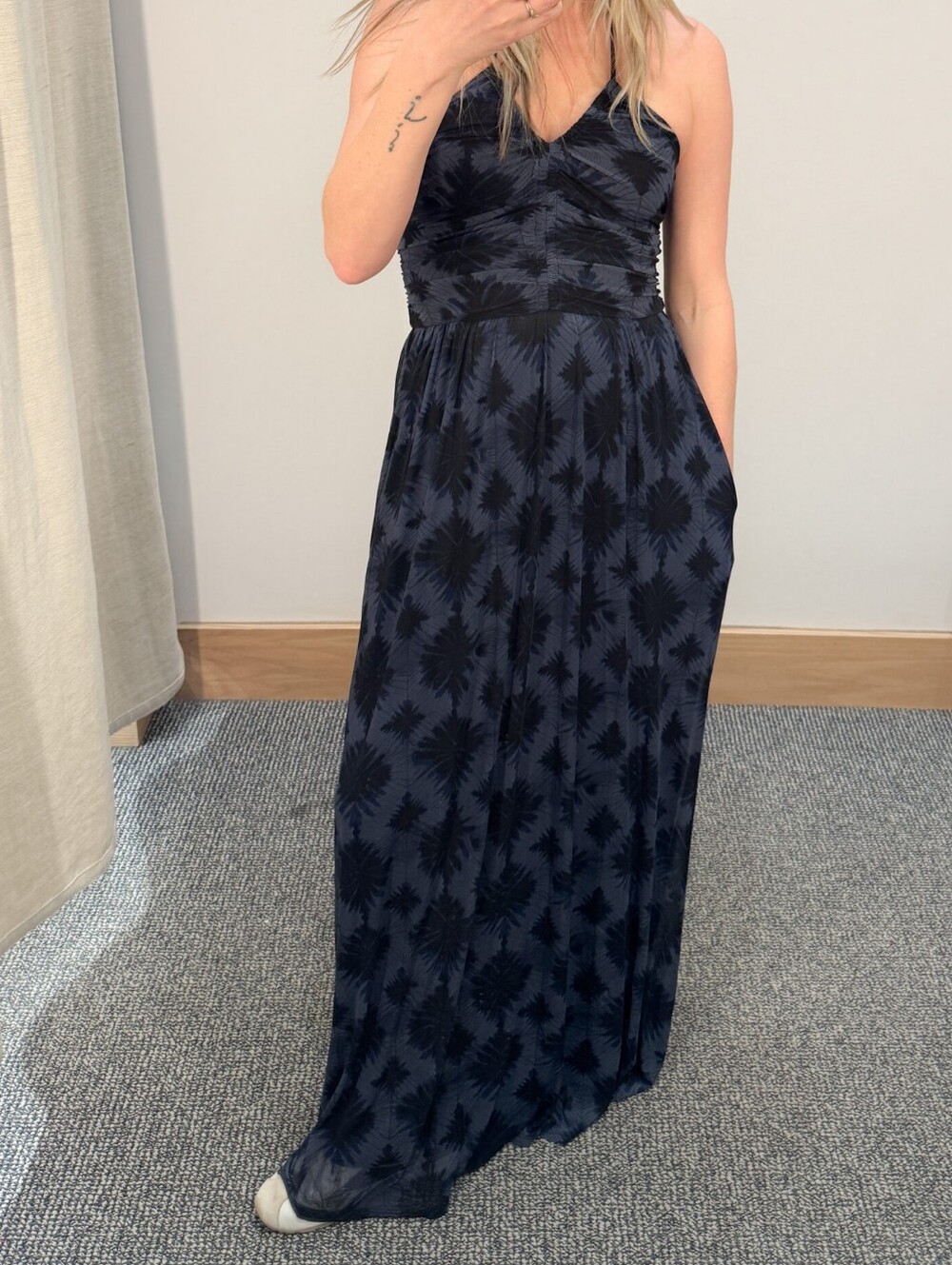 Evereve Maxi Dress